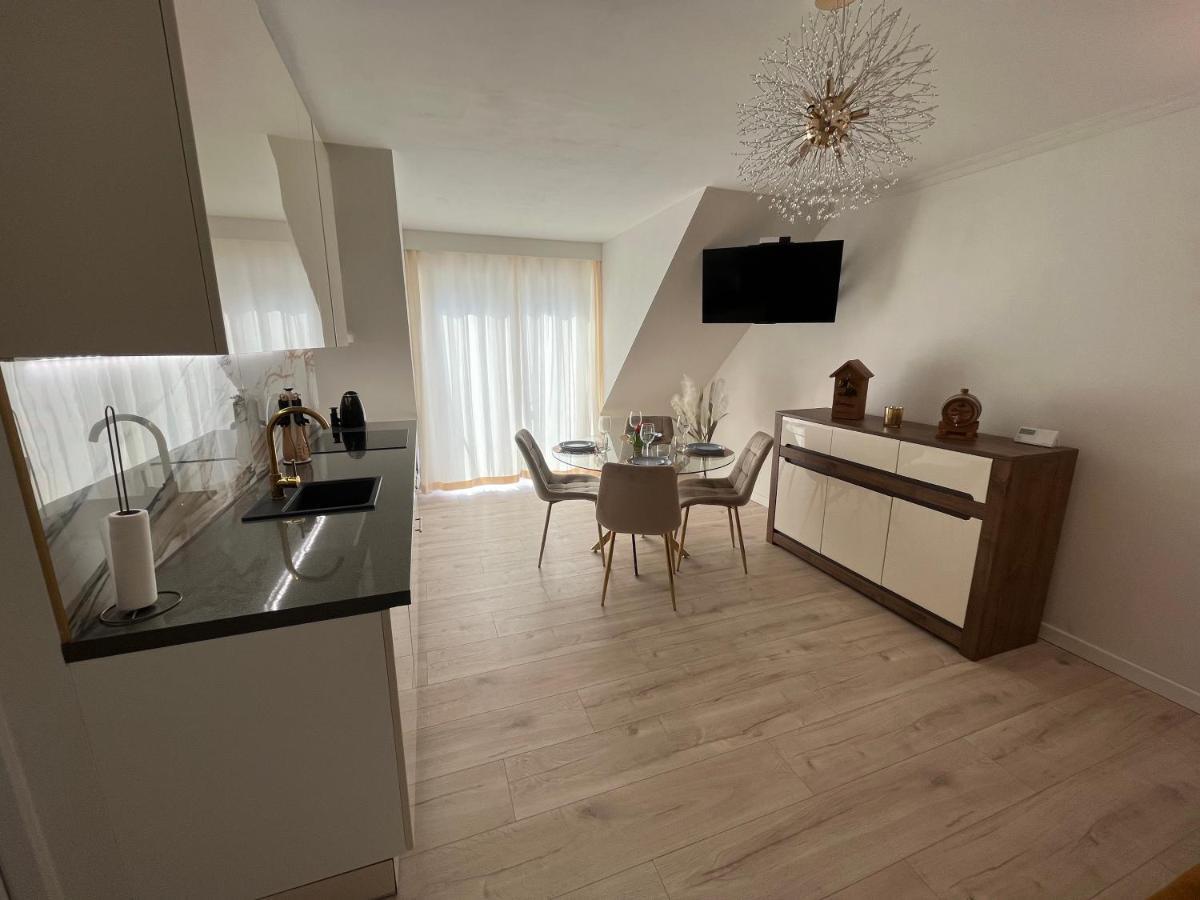 וובה Golden Residence מראה חיצוני תמונה