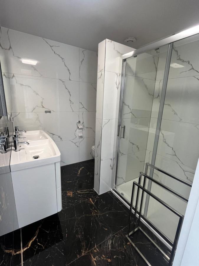 וובה Golden Residence מראה חיצוני תמונה